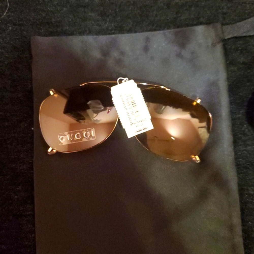 Gucci Sunglasses Clip-On with Gucci Dusty & Coastal.com Hard Case - Picture 2 of 16